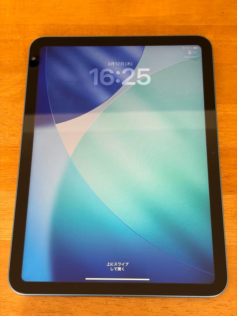 Apple iPad 第10世代 64GB WiFiモデル 本体 青【美品】