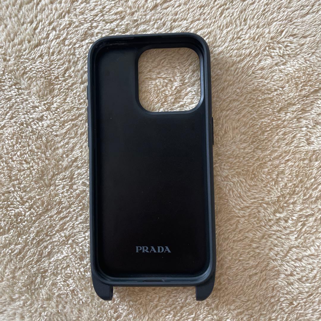 amipari【超美品】PRADA iPhone15pro ケース