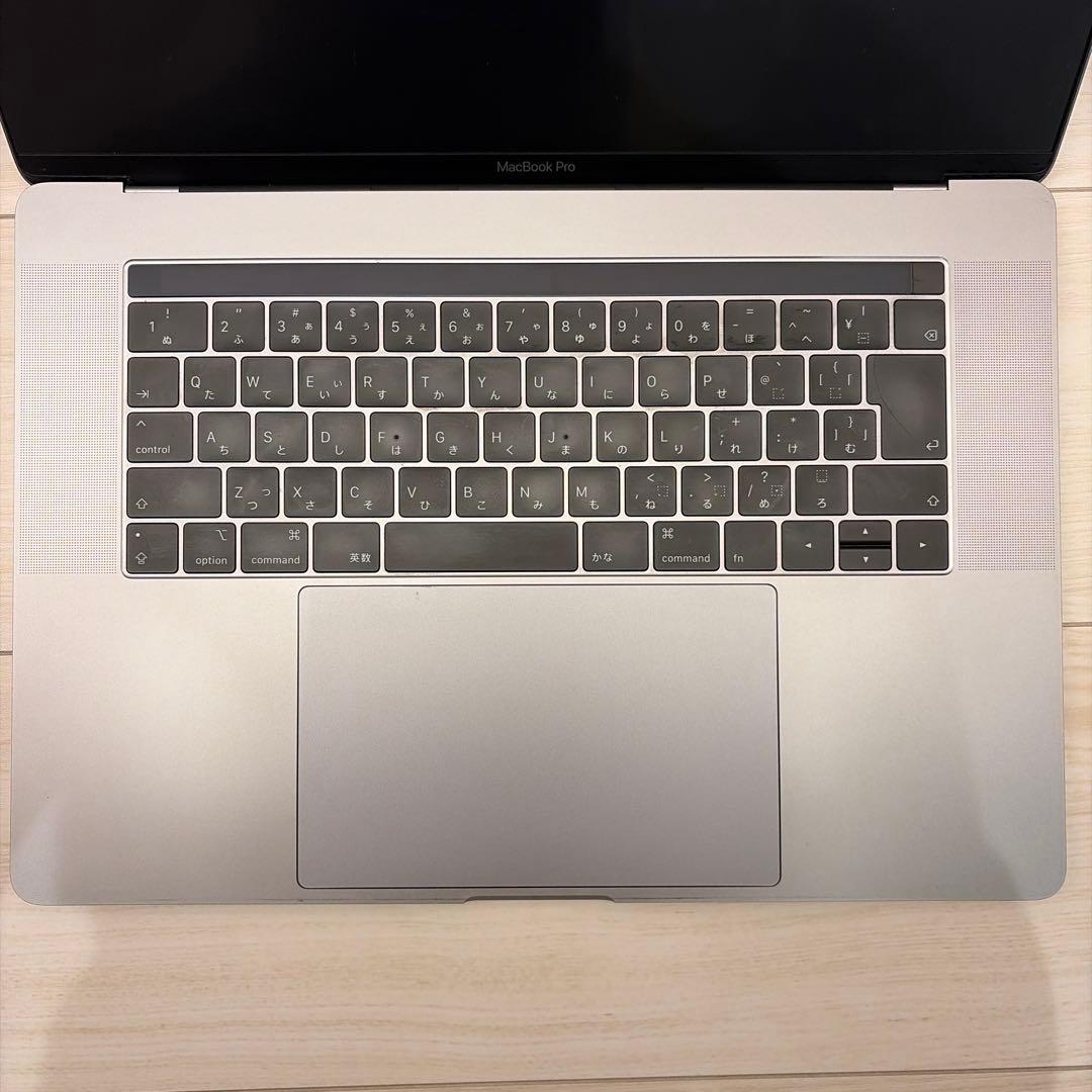 イ*チ様 MacBook Pro 15インチ TouchBar搭載 i9 32G