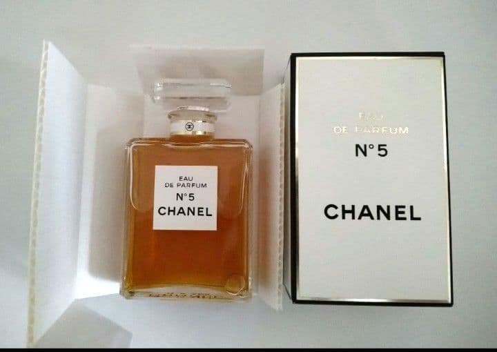 【新品】CHANEL N°5 オードパルファム 50ml シャネル 香水