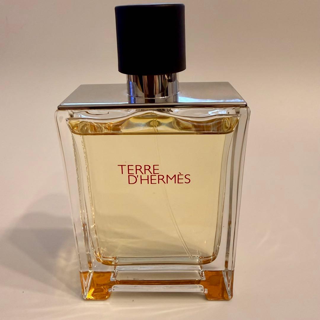エルメスTERRE D'HERMÈS Eau de Toilette 100mL