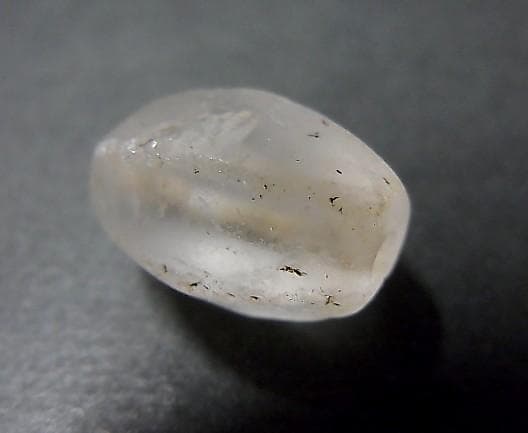 ★N0401★古代石 (224) 出土　水晶　6面クオーツビーズ　アフガニスタン