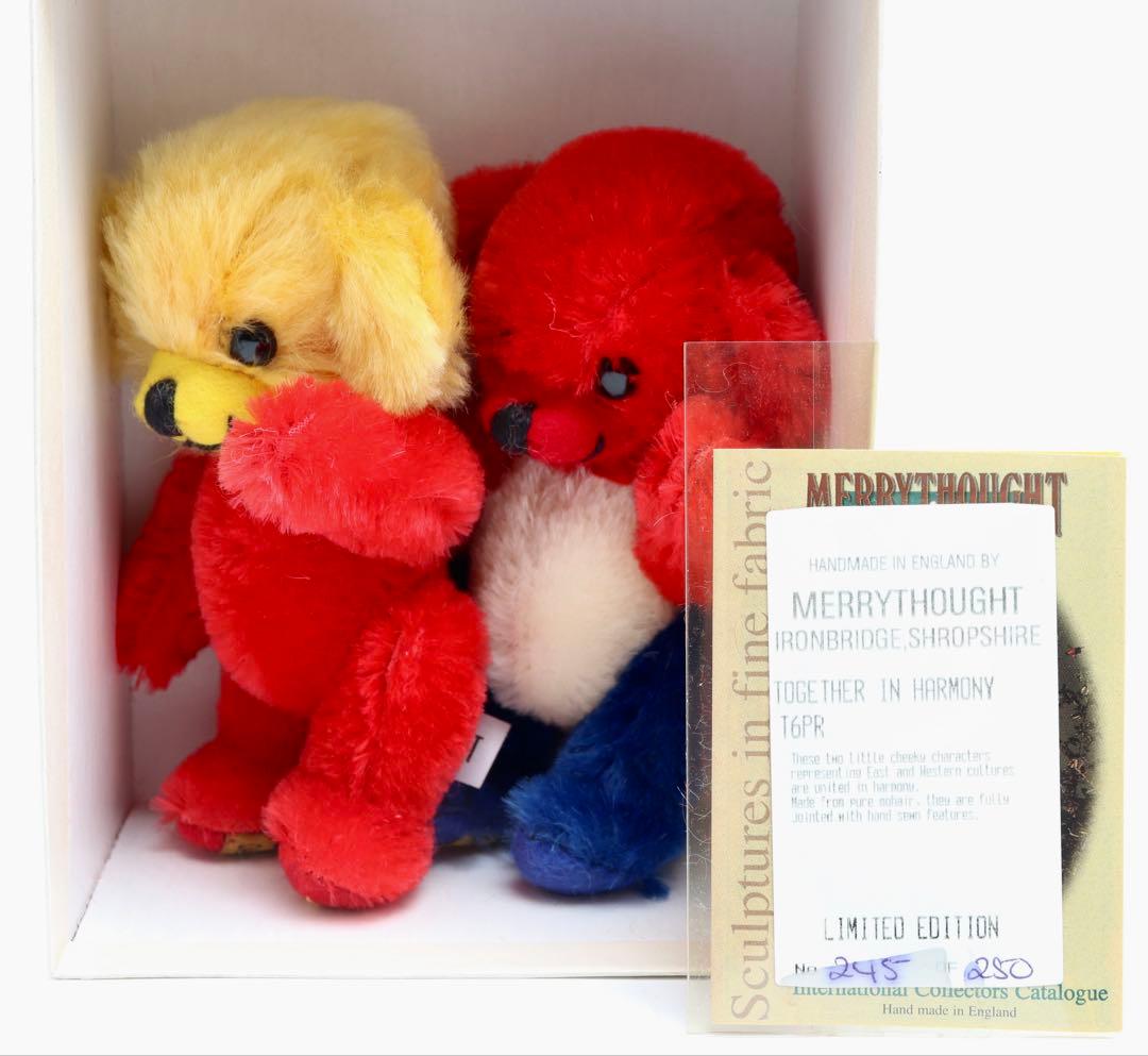 Merry Thought Together in Harmony ストック品