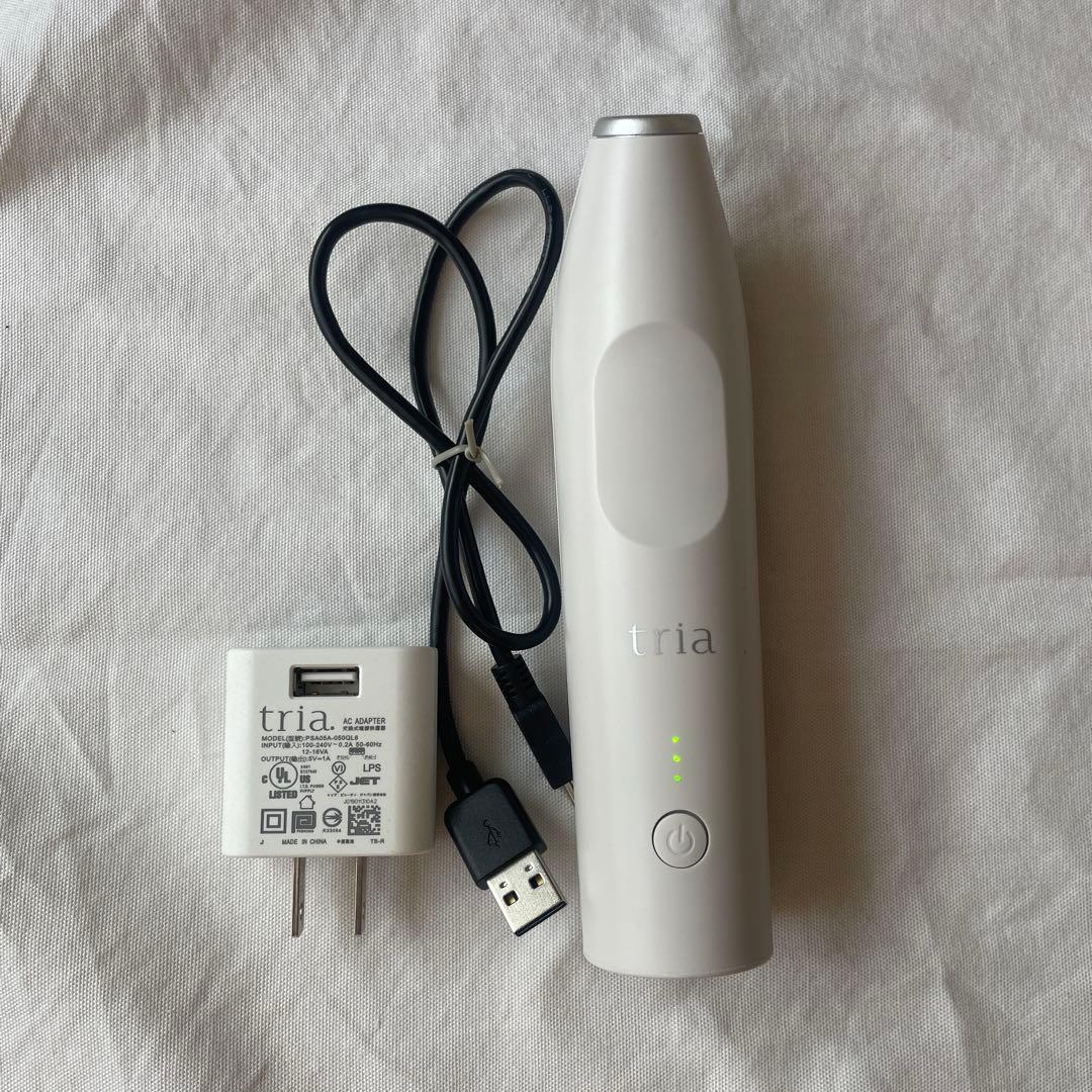 tria 脱毛レーザー 本体と付属品　トリア