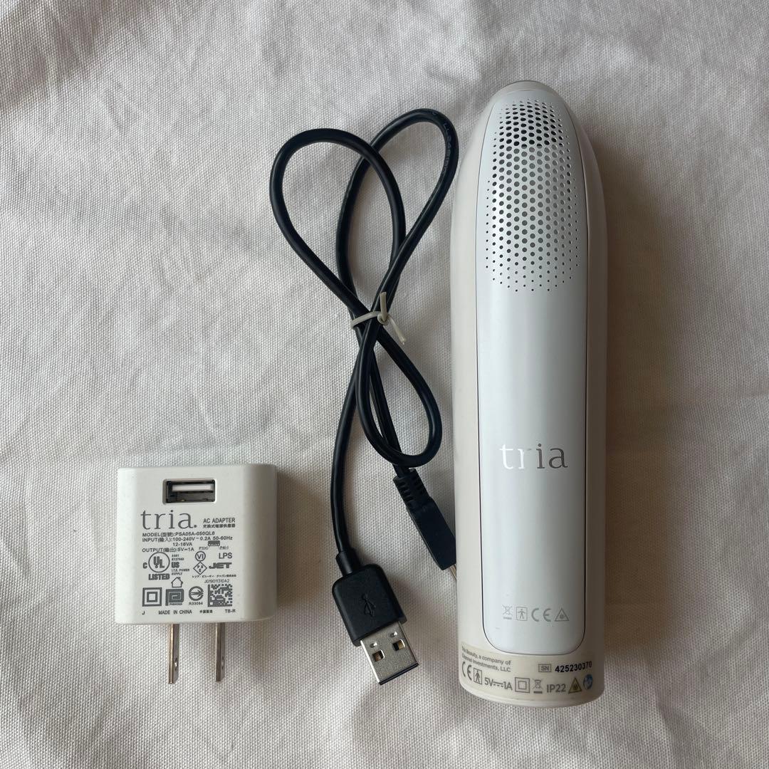 tria 脱毛レーザー 本体と付属品　トリア