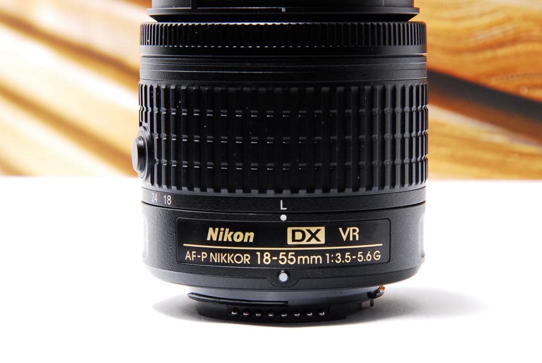 Nikon D3400 一眼レフカメラ Bluetooth スマホ転送　レッド