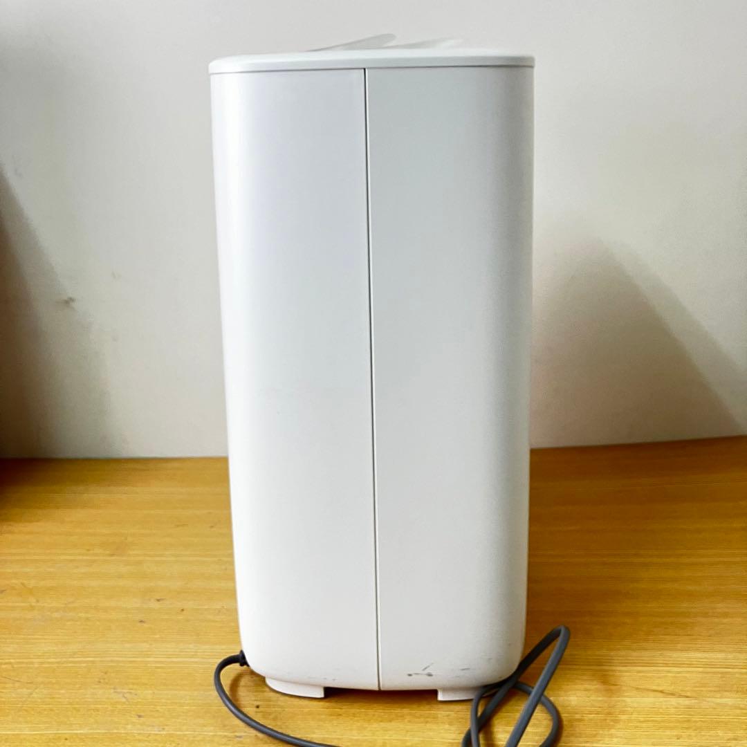 SHARP 加熱式加湿器 HV-P75-W ホワイト