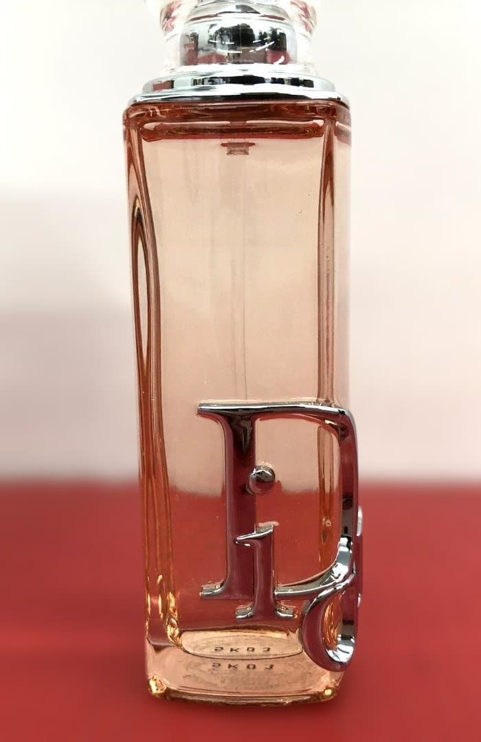 ほぼ未使用 ディオール アディクト ピーチーグロウ オードゥパルファン 30ｍL