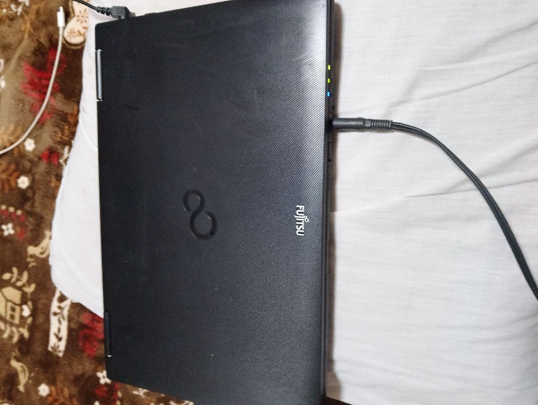 富士通 LIFEBOOK ノートPC Core i3Windows11