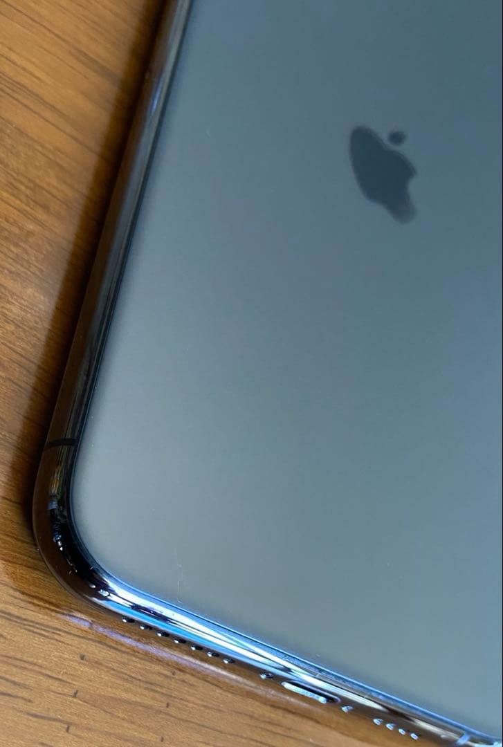 Apple iPhone 11 Pro Max (スペースグレー)