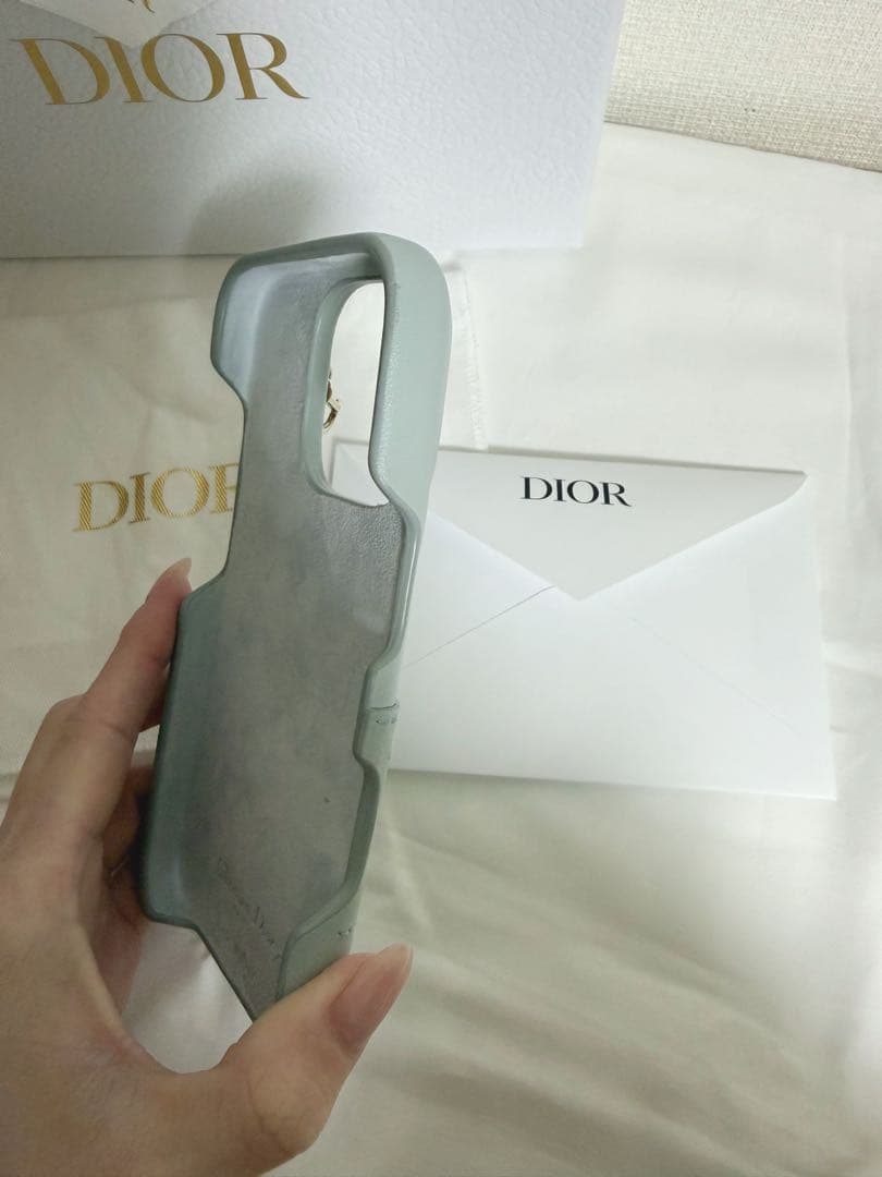 Dior キルティングレザー iPhone16proケース