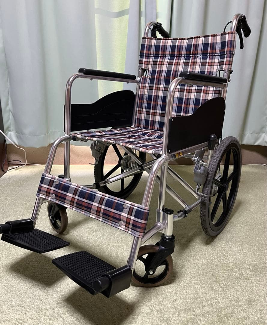 マツナガ　介助用車椅子 折りたたみ式　AR-301 チェック柄